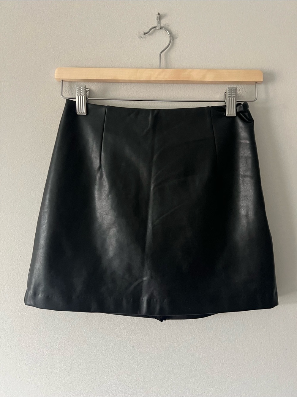 Abercrombie Vegan Leather Black Mini Skort XS